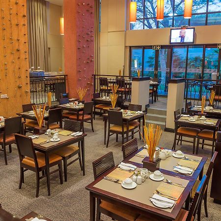 Peermont Metcourt Inn At The Grand Palm, Gaborone Buitenkant foto