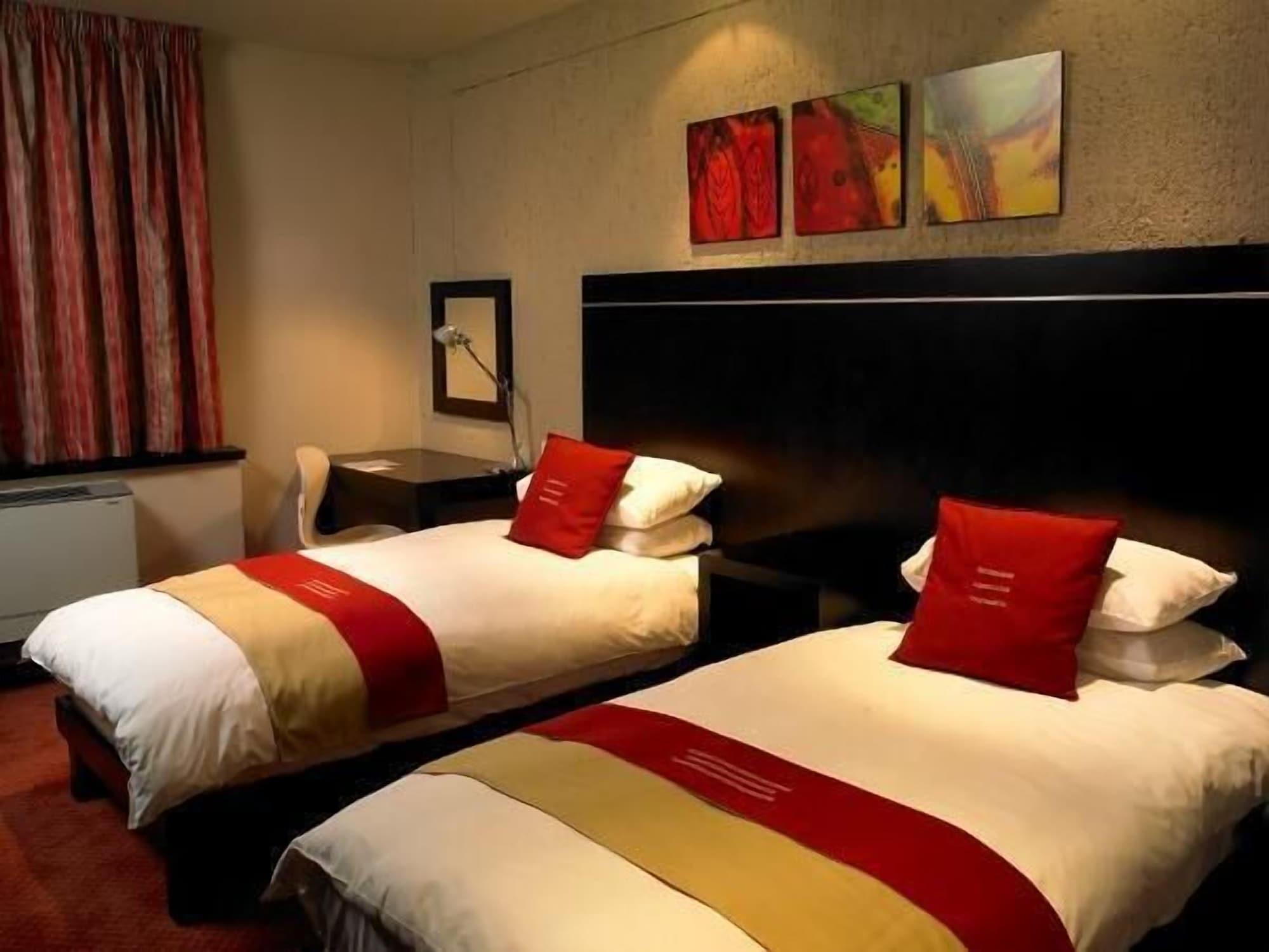 Peermont Metcourt Inn At The Grand Palm, Gaborone Buitenkant foto
