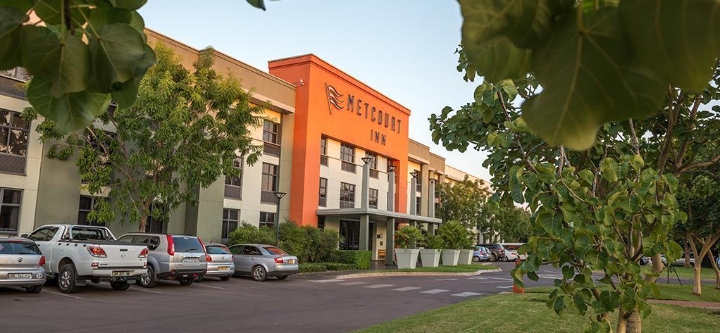 Peermont Metcourt Inn At The Grand Palm, Gaborone Buitenkant foto