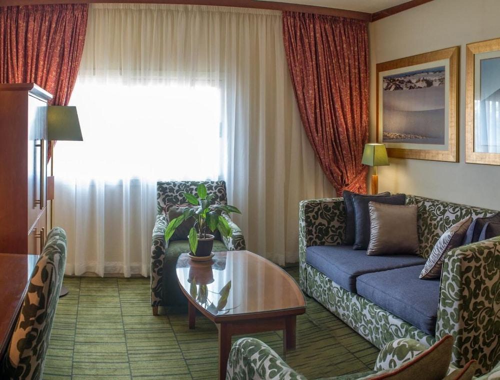 Peermont Metcourt Inn At The Grand Palm, Gaborone Buitenkant foto