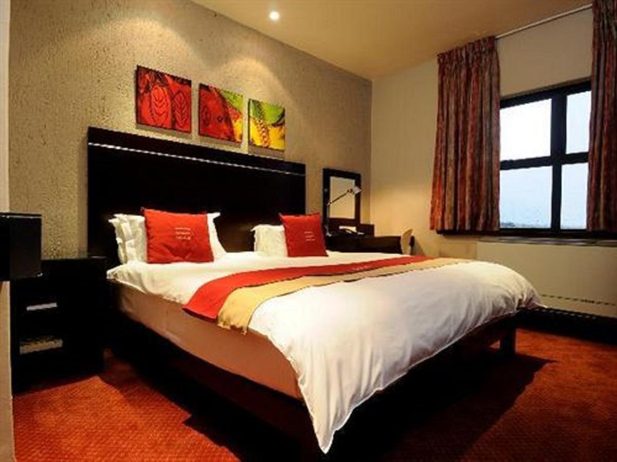 Peermont Metcourt Inn At The Grand Palm, Gaborone Buitenkant foto